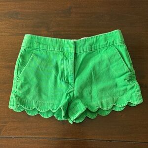 Kids, Green Scallop-Hem Shorts, size 8